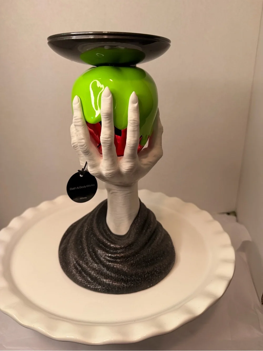 Bath & Body Works Green and Red Villains Skull Lantern Holder